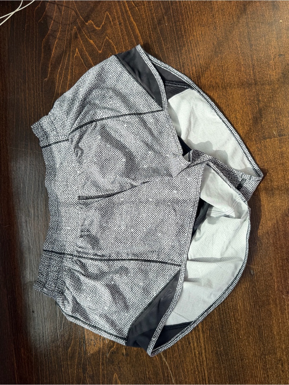 lululemon athletica Gray Black Patterned Hotty hot shorts